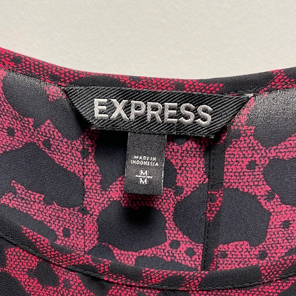 Express top size M